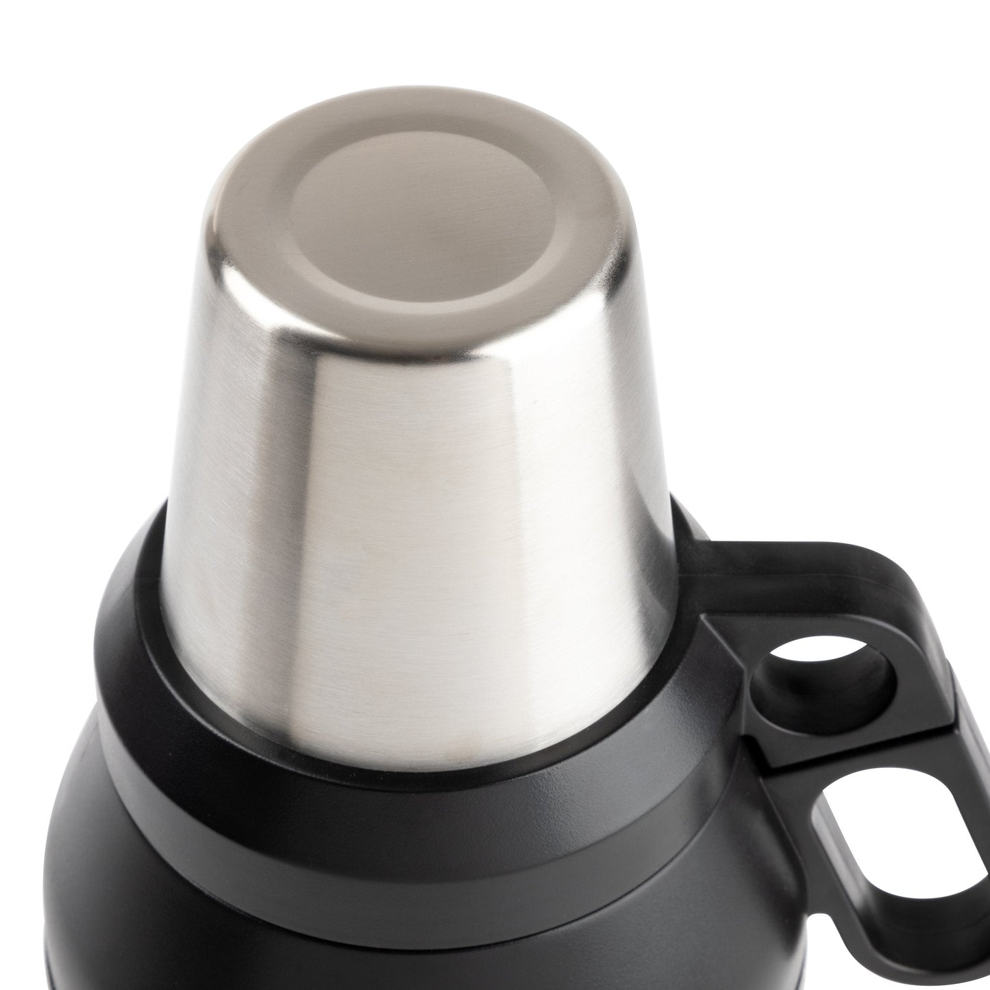 64-oz-stack-growler-k9 32701-WEB_04_0076d48d-5559-4d08-910c-361263018e65.jpg