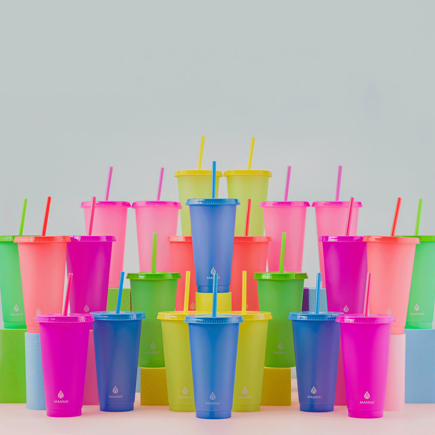24-piece-original-color-changing-cup-set-j6 A0029811.gif