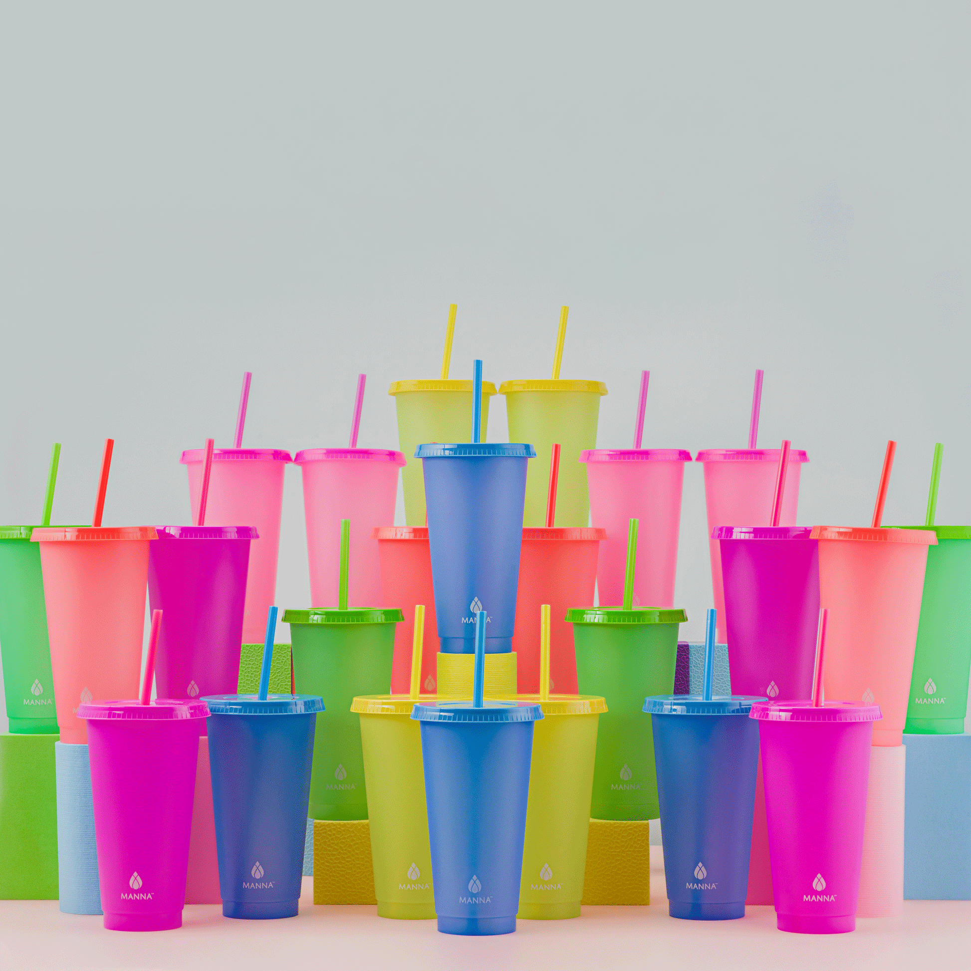 24-piece-original-color-changing-cup-set-j6 A0029811.gif