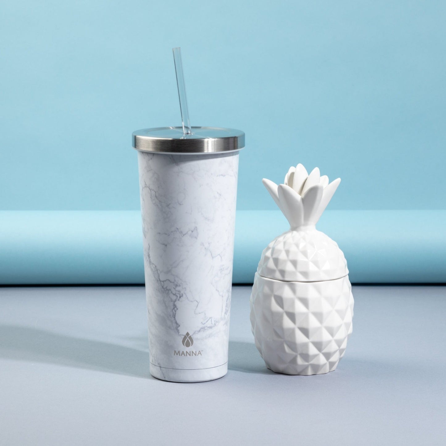 24-oz-marble-chilly-tumbler-p3 MAN_Website_Chilly_Tumbler_L_07.jpg